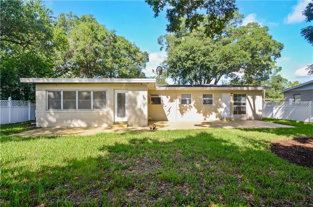 618 GLENARDEN ROAD, WINTER PARK, Florida 32792, 3 Bedrooms Bedrooms, 4 Rooms Rooms,2 BathroomsBathrooms,Residential,For sale,GLENARDEN,O5548312