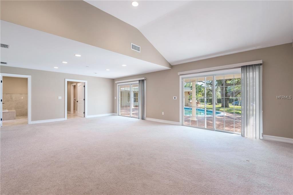 200 PALMETTO ROAD, BELLEAIR, Florida 33756, 4 Bedrooms Bedrooms, 9 Rooms Rooms,4 BathroomsBathrooms,Residential,For sale,PALMETTO,U7841754