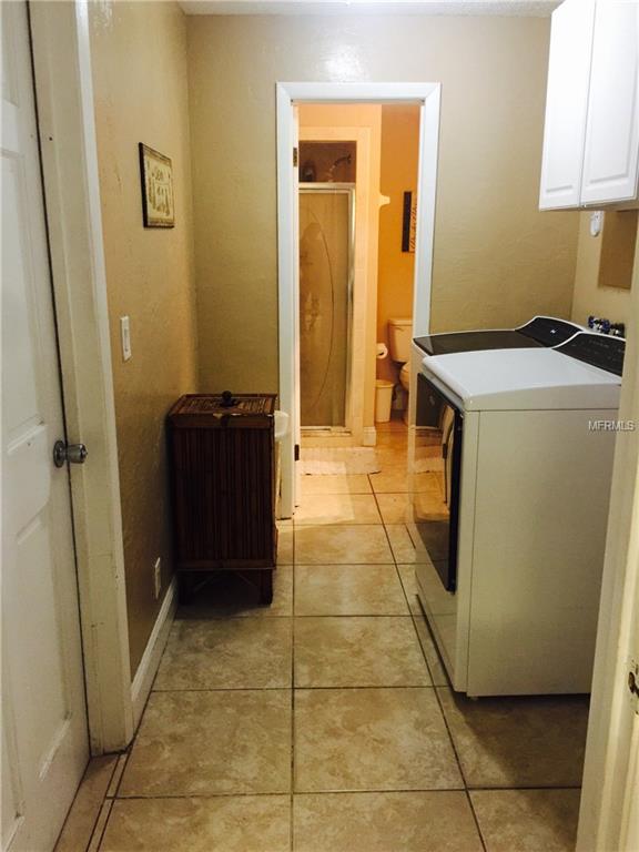 222 CLIFF STREET, DELAND, Florida 32720, 3 Bedrooms Bedrooms, 8 Rooms Rooms,3 BathroomsBathrooms,Residential,For sale,CLIFF,O5559033