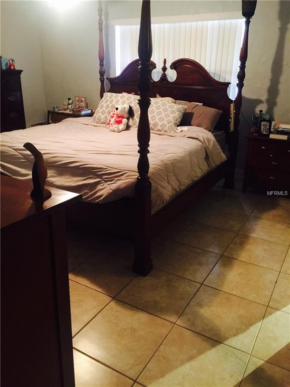 222 CLIFF STREET, DELAND, Florida 32720, 3 Bedrooms Bedrooms, 8 Rooms Rooms,3 BathroomsBathrooms,Residential,For sale,CLIFF,O5559033