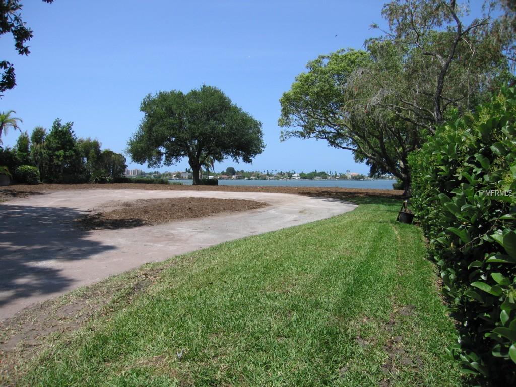 2345 EDGEWATER LANE, LARGO, Florida 33774, ,Vacant land,For sale,EDGEWATER,U7737091