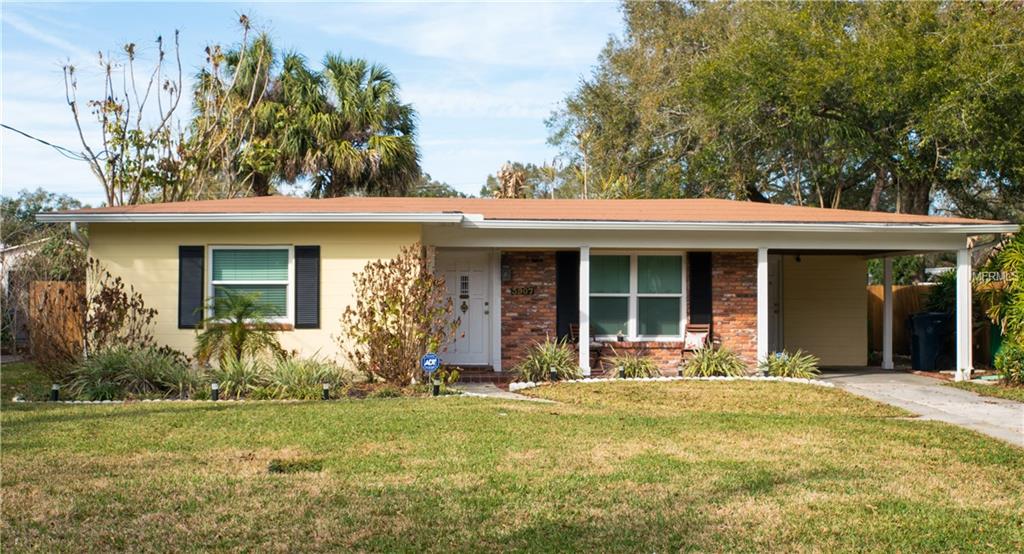 3907 W SAN CARLOS STREET, TAMPA, Florida 33629, 3 Bedrooms Bedrooms, 7 Rooms Rooms,2 BathroomsBathrooms,Residential,For sale,SAN CARLOS,T2928356