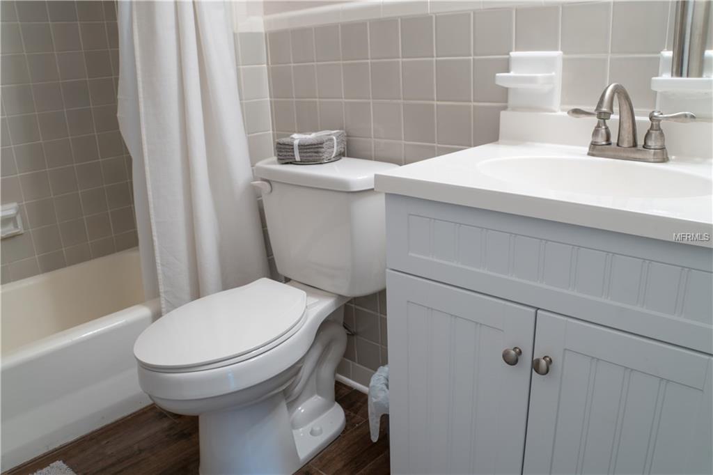 3907 W SAN CARLOS STREET, TAMPA, Florida 33629, 3 Bedrooms Bedrooms, 7 Rooms Rooms,2 BathroomsBathrooms,Residential,For sale,SAN CARLOS,T2928356