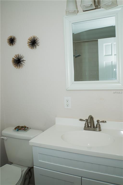 3907 W SAN CARLOS STREET, TAMPA, Florida 33629, 3 Bedrooms Bedrooms, 7 Rooms Rooms,2 BathroomsBathrooms,Residential,For sale,SAN CARLOS,T2928356