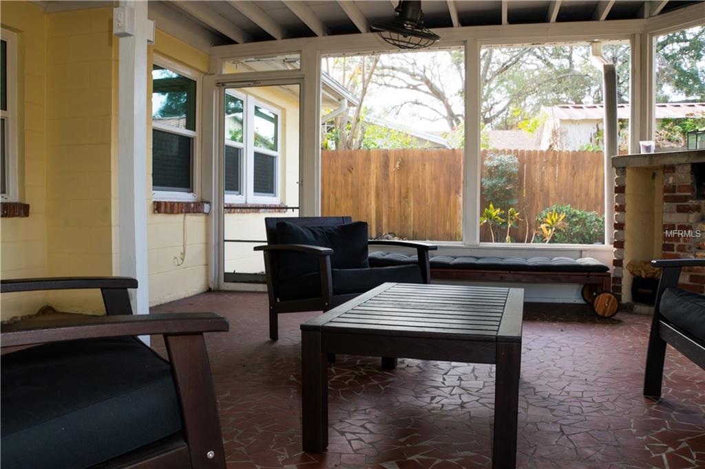 3907 W SAN CARLOS STREET, TAMPA, Florida 33629, 3 Bedrooms Bedrooms, 7 Rooms Rooms,2 BathroomsBathrooms,Residential,For sale,SAN CARLOS,T2928356