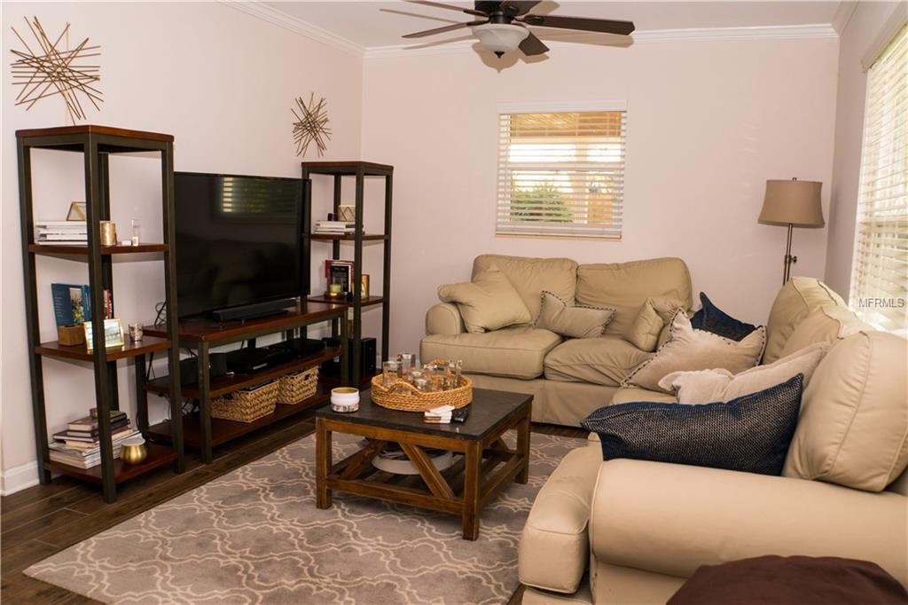 3907 W SAN CARLOS STREET, TAMPA, Florida 33629, 3 Bedrooms Bedrooms, 7 Rooms Rooms,2 BathroomsBathrooms,Residential,For sale,SAN CARLOS,T2928356