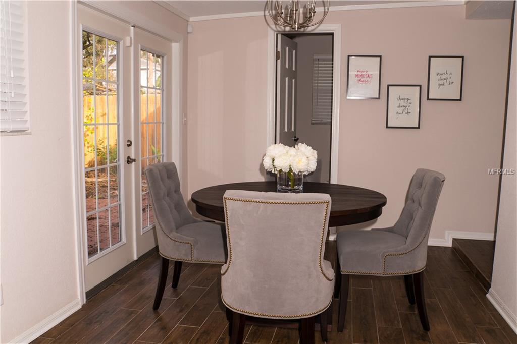 3907 W SAN CARLOS STREET, TAMPA, Florida 33629, 3 Bedrooms Bedrooms, 7 Rooms Rooms,2 BathroomsBathrooms,Residential,For sale,SAN CARLOS,T2928356