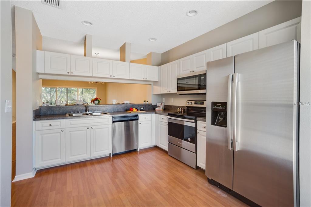 11300 HARBOR WAY, LARGO, Florida 33774, 2 Bedrooms Bedrooms, 3 Rooms Rooms,2 BathroomsBathrooms,Residential,For sale,HARBOR,T2905893