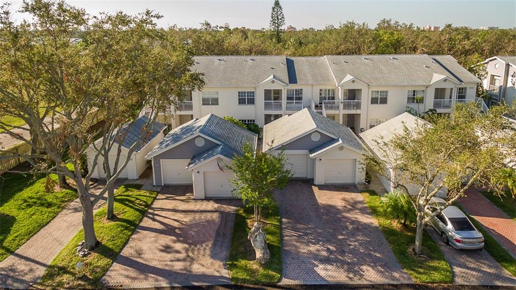 11300 HARBOR WAY, LARGO, Florida 33774, 2 Bedrooms Bedrooms, 3 Rooms Rooms,2 BathroomsBathrooms,Residential,For sale,HARBOR,T2905893