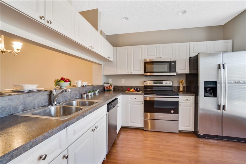 11300 HARBOR WAY, LARGO, Florida 33774, 2 Bedrooms Bedrooms, 3 Rooms Rooms,2 BathroomsBathrooms,Residential,For sale,HARBOR,T2905893