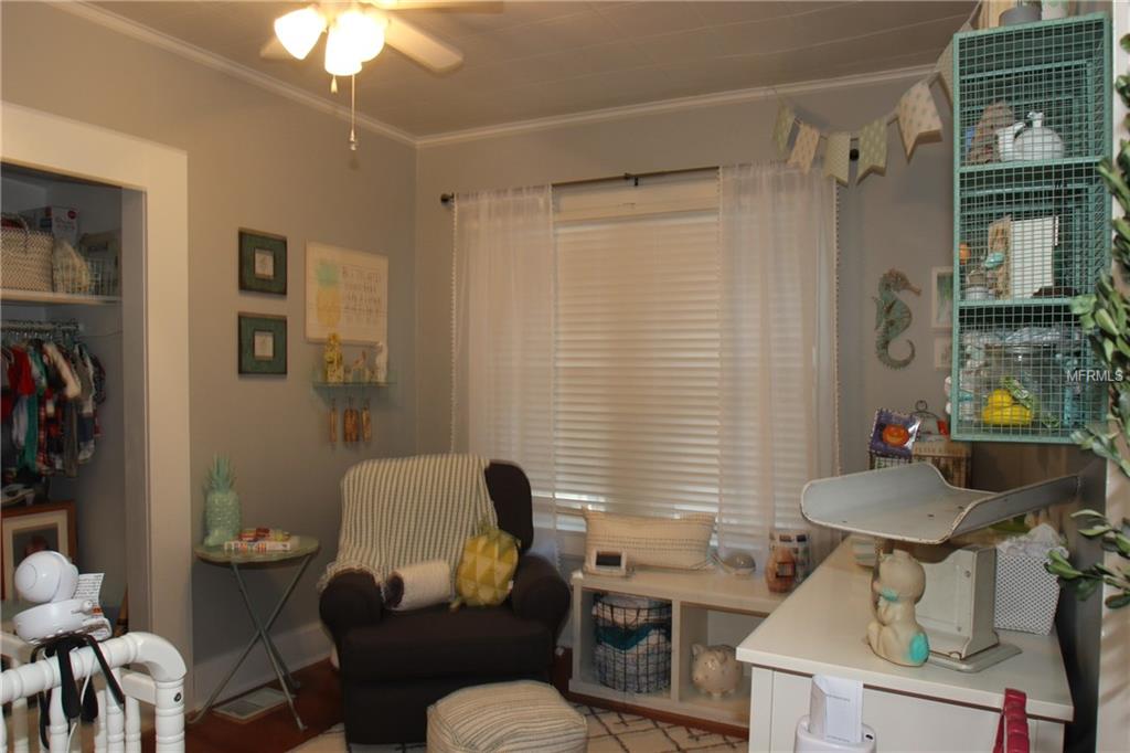 945 N UNSER STREET, MOUNT DORA, Florida 32757, 2 Bedrooms Bedrooms, 7 Rooms Rooms,1 BathroomBathrooms,Residential,For sale,UNSER,O5550375