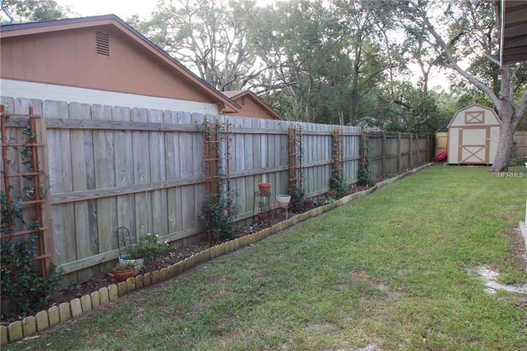 945 N UNSER STREET, MOUNT DORA, Florida 32757, 2 Bedrooms Bedrooms, 7 Rooms Rooms,1 BathroomBathrooms,Residential,For sale,UNSER,O5550375