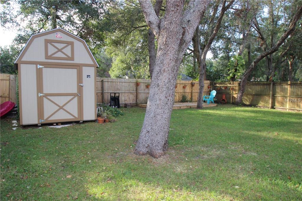 945 N UNSER STREET, MOUNT DORA, Florida 32757, 2 Bedrooms Bedrooms, 7 Rooms Rooms,1 BathroomBathrooms,Residential,For sale,UNSER,O5550375