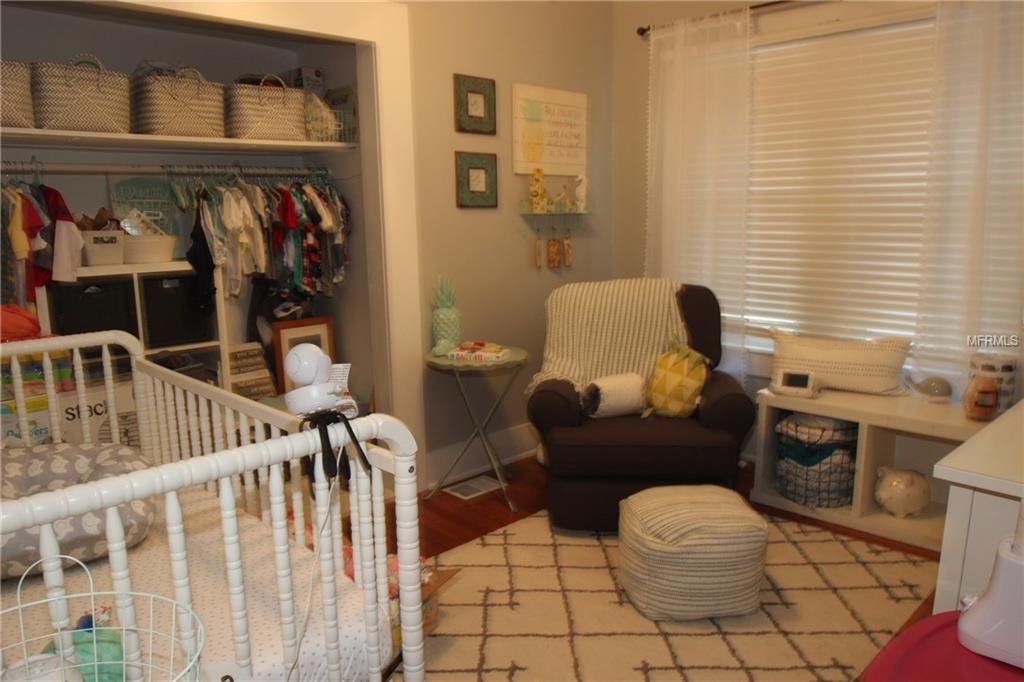 945 N UNSER STREET, MOUNT DORA, Florida 32757, 2 Bedrooms Bedrooms, 7 Rooms Rooms,1 BathroomBathrooms,Residential,For sale,UNSER,O5550375