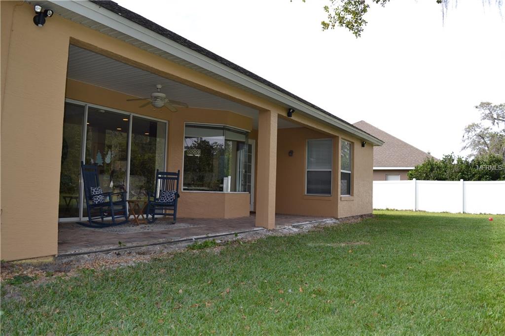 19039 PARK PLACE BOULEVARD, EUSTIS, Florida 32736, 3 Bedrooms Bedrooms, 6 Rooms Rooms,2 BathroomsBathrooms,Residential,For sale,PARK PLACE,T2918932