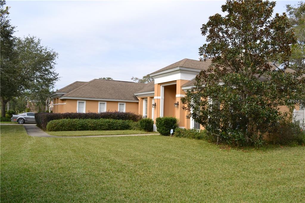 19039 PARK PLACE BOULEVARD, EUSTIS, Florida 32736, 3 Bedrooms Bedrooms, 6 Rooms Rooms,2 BathroomsBathrooms,Residential,For sale,PARK PLACE,T2918932