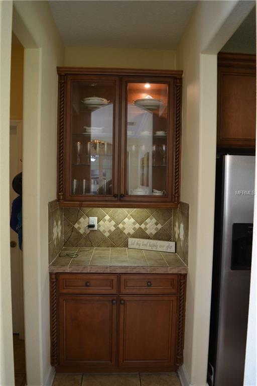 19039 PARK PLACE BOULEVARD, EUSTIS, Florida 32736, 3 Bedrooms Bedrooms, 6 Rooms Rooms,2 BathroomsBathrooms,Residential,For sale,PARK PLACE,T2918932