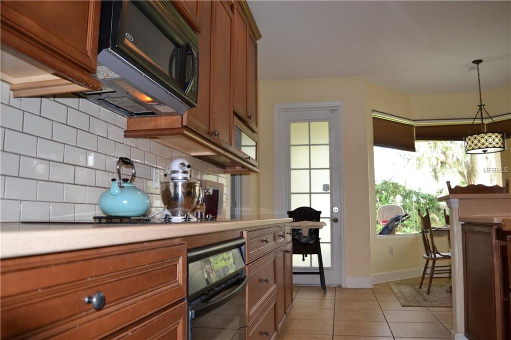 19039 PARK PLACE BOULEVARD, EUSTIS, Florida 32736, 3 Bedrooms Bedrooms, 6 Rooms Rooms,2 BathroomsBathrooms,Residential,For sale,PARK PLACE,T2918932