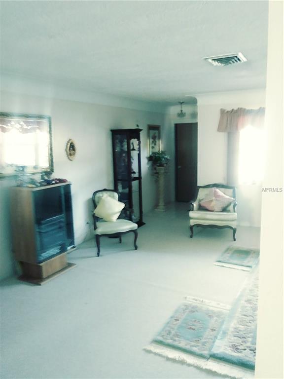 13490 87TH PLACE, SEMINOLE, Florida 33776, 2 Bedrooms Bedrooms, 8 Rooms Rooms,2 BathroomsBathrooms,Residential,For sale,87TH,U7843468