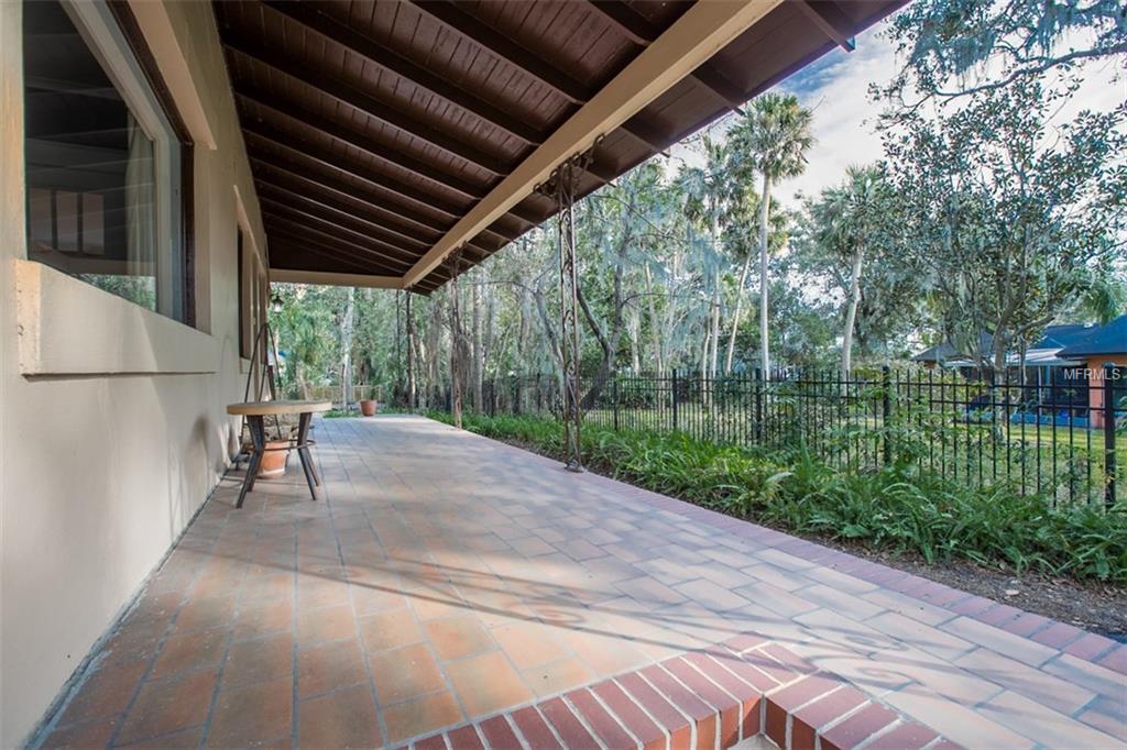 701 S HYER AVENUE, ORLANDO, Florida 32801, 3 Bedrooms Bedrooms, 4 Rooms Rooms,3 BathroomsBathrooms,Residential,For sale,HYER,O5558278