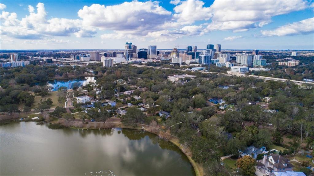 701 S HYER AVENUE, ORLANDO, Florida 32801, 3 Bedrooms Bedrooms, 4 Rooms Rooms,3 BathroomsBathrooms,Residential,For sale,HYER,O5558278