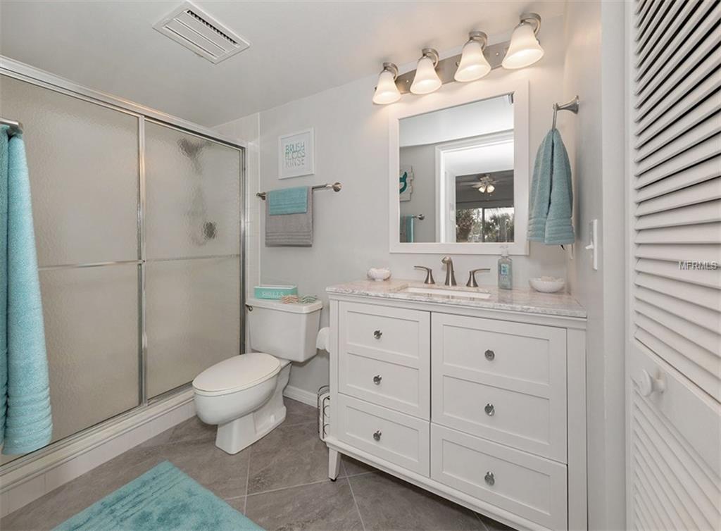 416 CERROMAR COURT, VENICE, Florida 34293, 2 Bedrooms Bedrooms, 6 Rooms Rooms,2 BathroomsBathrooms,Residential,For sale,CERROMAR,N5916199