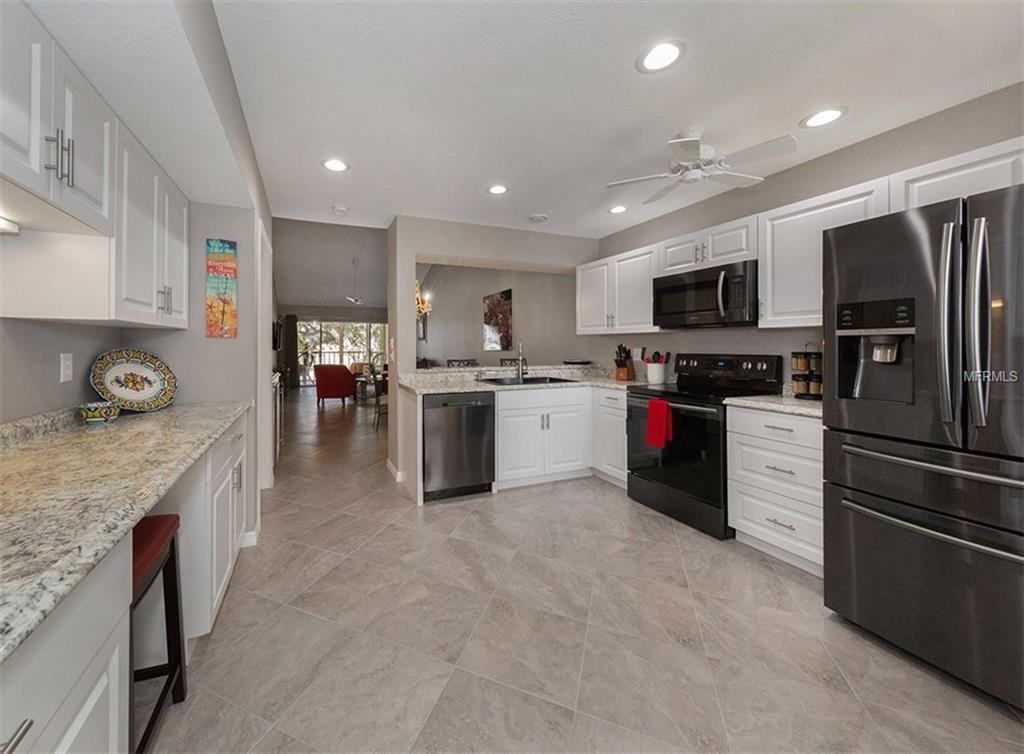 416 CERROMAR COURT, VENICE, Florida 34293, 2 Bedrooms Bedrooms, 6 Rooms Rooms,2 BathroomsBathrooms,Residential,For sale,CERROMAR,N5916199