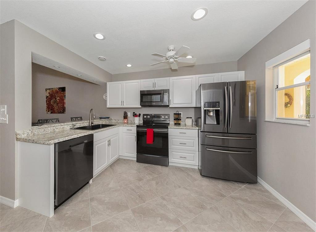 416 CERROMAR COURT, VENICE, Florida 34293, 2 Bedrooms Bedrooms, 6 Rooms Rooms,2 BathroomsBathrooms,Residential,For sale,CERROMAR,N5916199