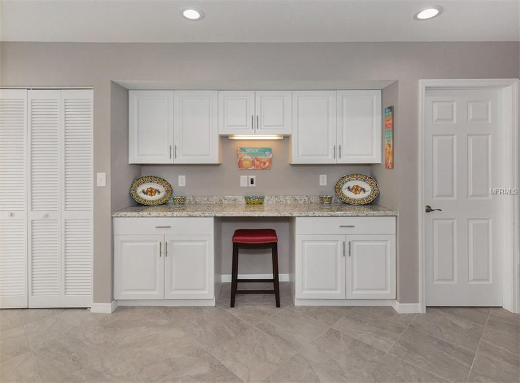 416 CERROMAR COURT, VENICE, Florida 34293, 2 Bedrooms Bedrooms, 6 Rooms Rooms,2 BathroomsBathrooms,Residential,For sale,CERROMAR,N5916199