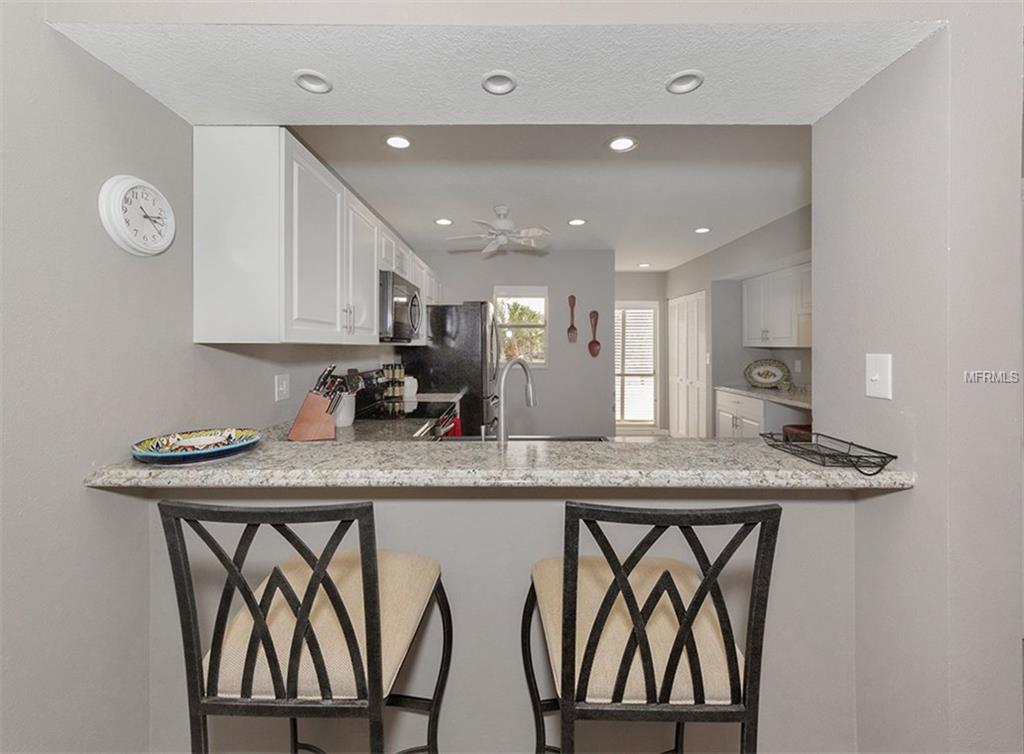 416 CERROMAR COURT, VENICE, Florida 34293, 2 Bedrooms Bedrooms, 6 Rooms Rooms,2 BathroomsBathrooms,Residential,For sale,CERROMAR,N5916199