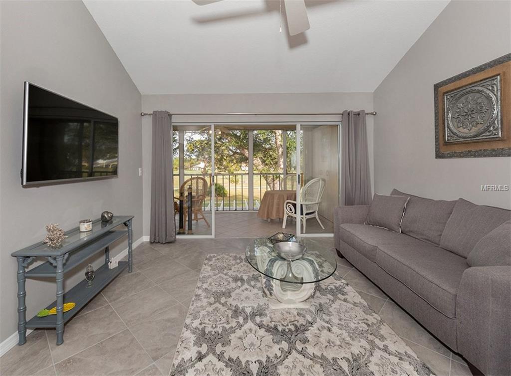 416 CERROMAR COURT, VENICE, Florida 34293, 2 Bedrooms Bedrooms, 6 Rooms Rooms,2 BathroomsBathrooms,Residential,For sale,CERROMAR,N5916199