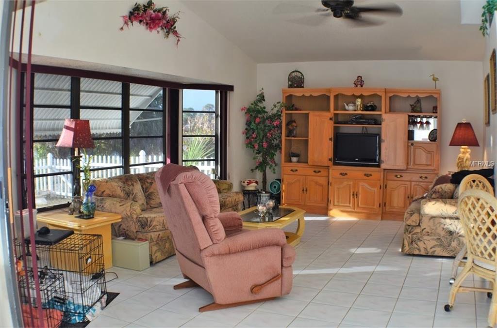 3281 BEACON DRIVE, PORT CHARLOTTE, Florida 33980, 3 Bedrooms Bedrooms, 8 Rooms Rooms,2 BathroomsBathrooms,Residential,For sale,BEACON,C7248818