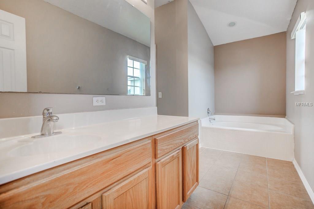 2203 AITKIN LOOP, LEESBURG, Florida 34748, 4 Bedrooms Bedrooms, 9 Rooms Rooms,2 BathroomsBathrooms,Residential,For sale,AITKIN,G4852719