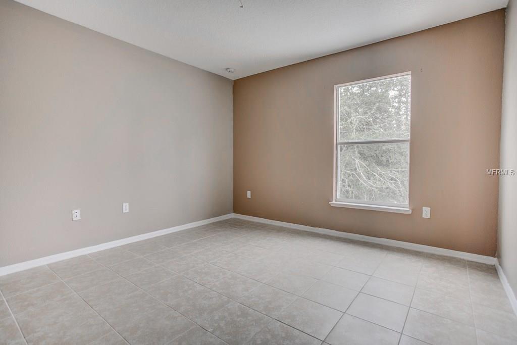 2203 AITKIN LOOP, LEESBURG, Florida 34748, 4 Bedrooms Bedrooms, 9 Rooms Rooms,2 BathroomsBathrooms,Residential,For sale,AITKIN,G4852719