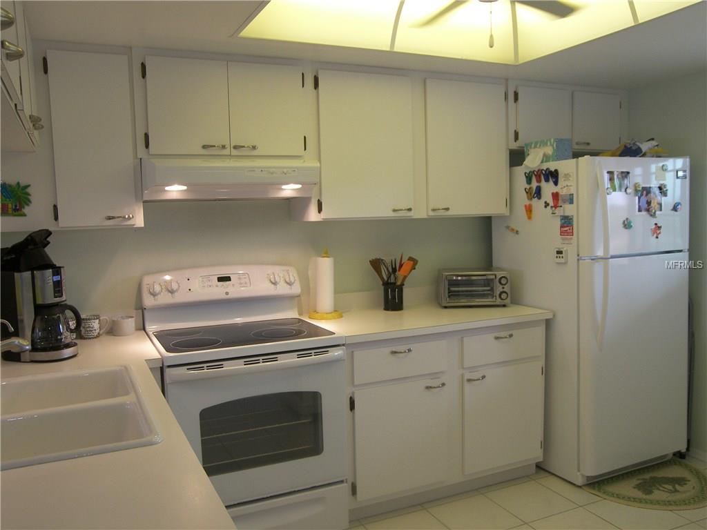 3310 LOVELAND BOULEVARD, PORT CHARLOTTE, Florida 33980, 2 Bedrooms Bedrooms, 6 Rooms Rooms,2 BathroomsBathrooms,Residential,For sale,LOVELAND,C7249086