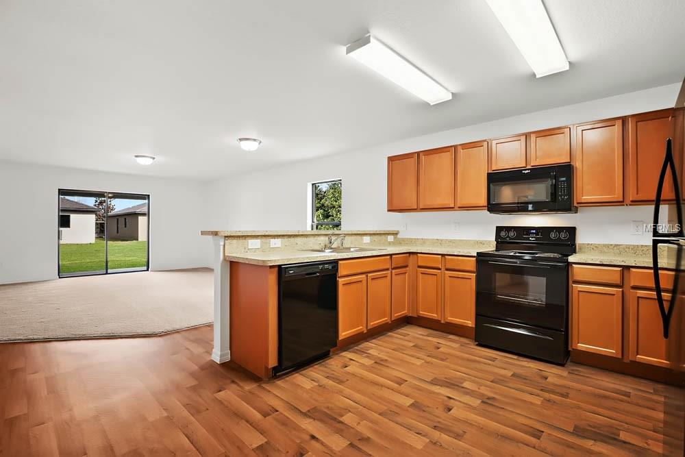 729 CHATHAM WALK DRIVE, RUSKIN, Florida 33570, 4 Bedrooms Bedrooms, 9 Rooms Rooms,2 BathroomsBathrooms,Residential,For sale,CHATHAM WALK,T2928475