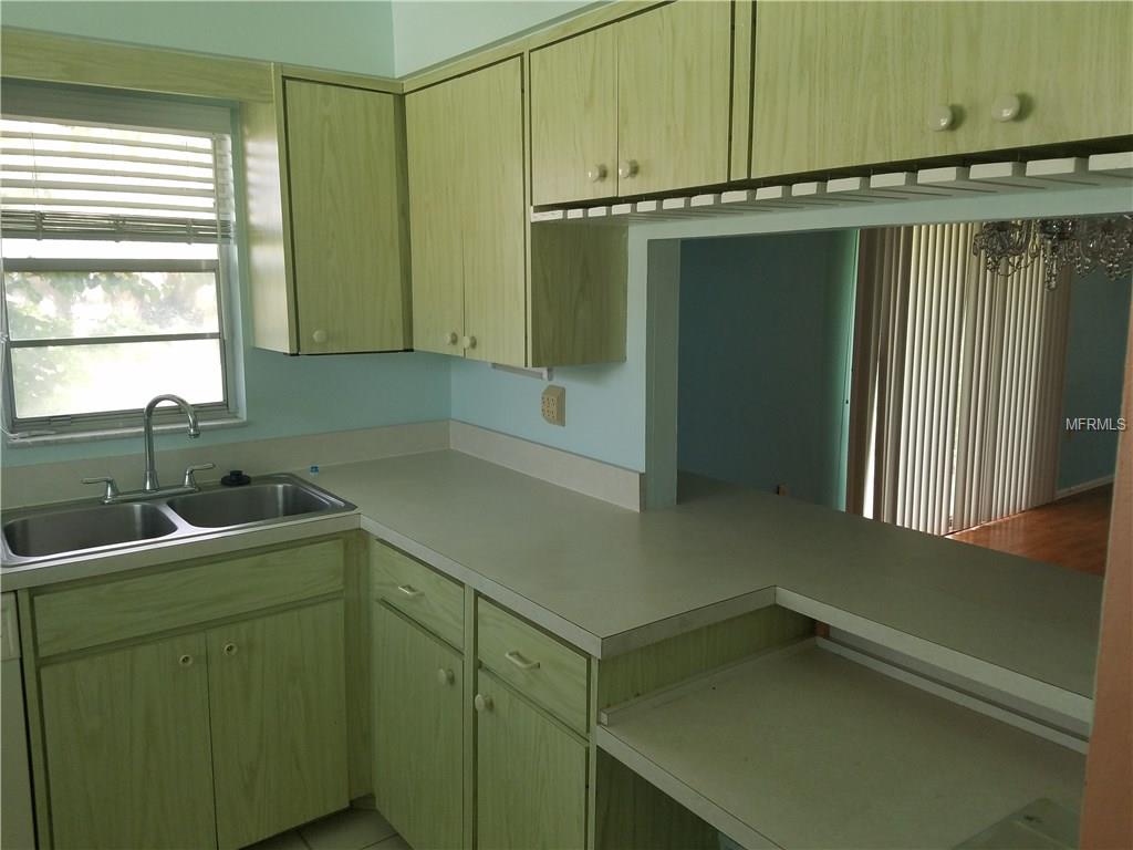 3208 CHICAGO AVENUE, BRADENTON, Florida 34207, 2 Bedrooms Bedrooms, 6 Rooms Rooms,2 BathroomsBathrooms,Residential,For sale,CHICAGO,A4199223