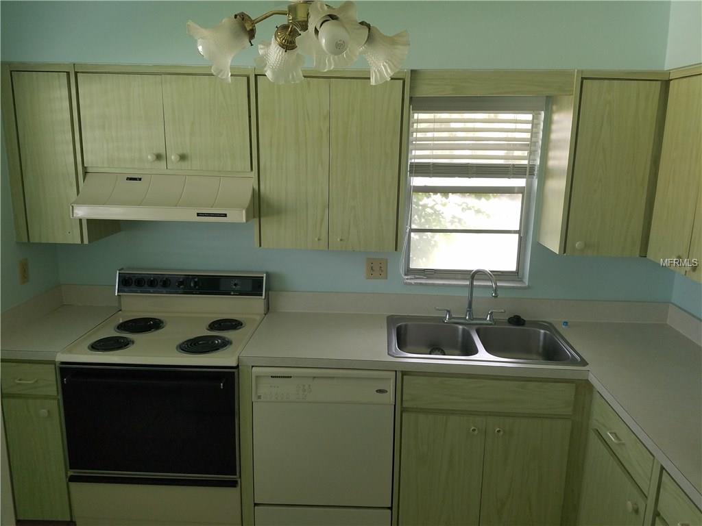 3208 CHICAGO AVENUE, BRADENTON, Florida 34207, 2 Bedrooms Bedrooms, 6 Rooms Rooms,2 BathroomsBathrooms,Residential,For sale,CHICAGO,A4199223