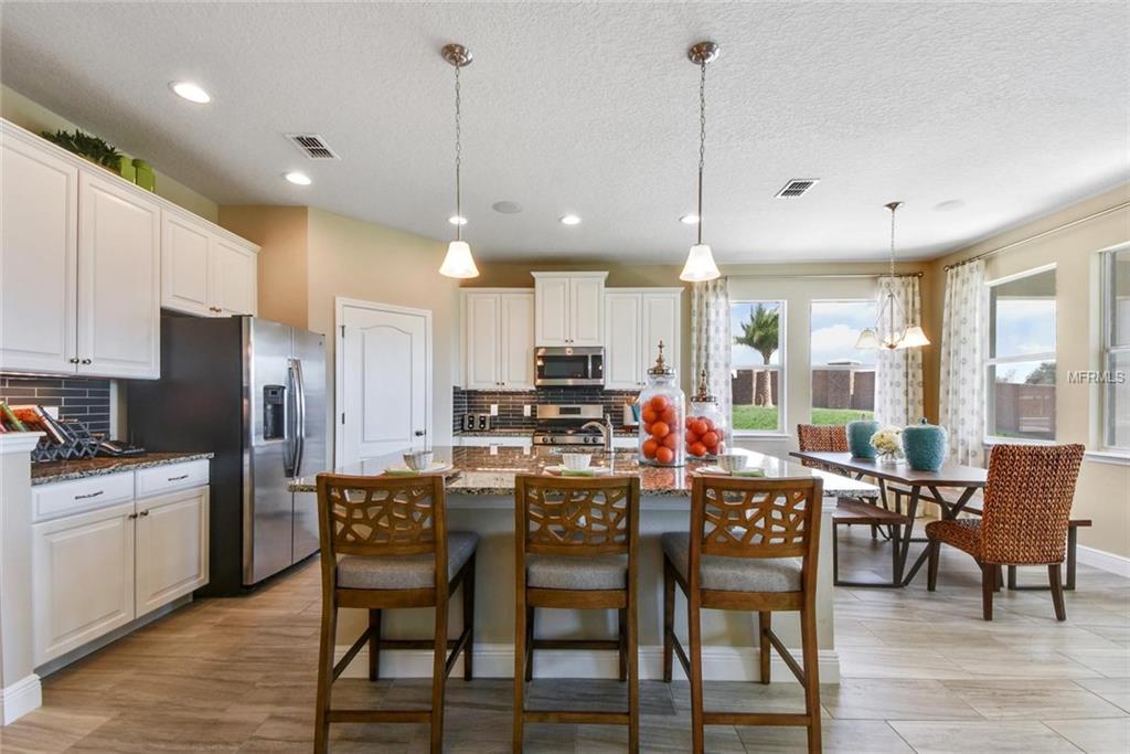 921 GLAZEBROOK LOOP, ORANGE CITY, Florida 32763, 4 Bedrooms Bedrooms, 9 Rooms Rooms,2 BathroomsBathrooms,Residential,For sale,GLAZEBROOK,W7635124