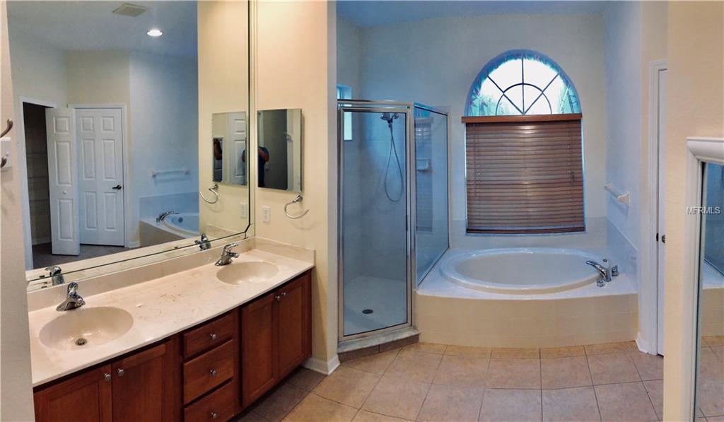 4212 34TH STREET E, BRADENTON, Florida 34208, 4 Bedrooms Bedrooms, 6 Rooms Rooms,2 BathroomsBathrooms,Residential,For sale,34TH,A4204675