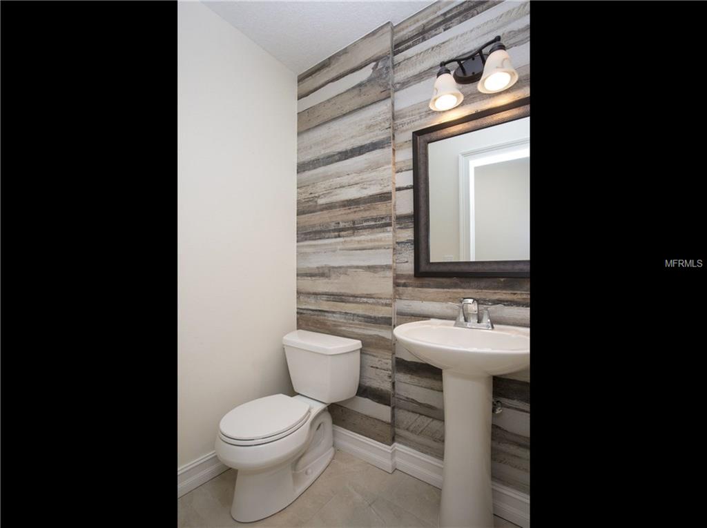 1659 ROBINHOOD LANE, CLEARWATER, Florida 33764, 4 Bedrooms Bedrooms, 7 Rooms Rooms,3 BathroomsBathrooms,Residential,For sale,ROBINHOOD,U7844129