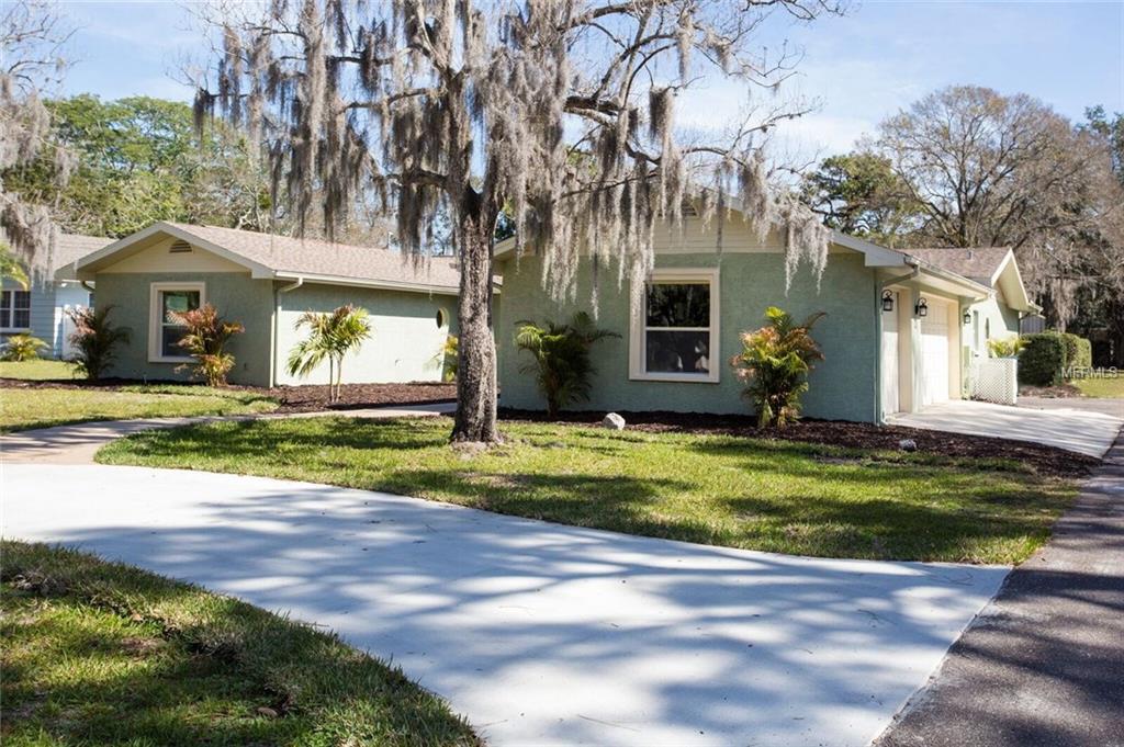 1659 ROBINHOOD LANE, CLEARWATER, Florida 33764, 4 Bedrooms Bedrooms, 7 Rooms Rooms,3 BathroomsBathrooms,Residential,For sale,ROBINHOOD,U7844129