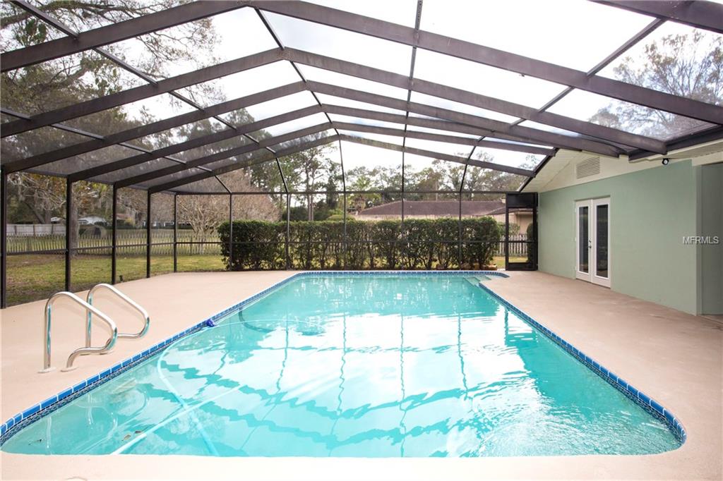 1659 ROBINHOOD LANE, CLEARWATER, Florida 33764, 4 Bedrooms Bedrooms, 7 Rooms Rooms,3 BathroomsBathrooms,Residential,For sale,ROBINHOOD,U7844129