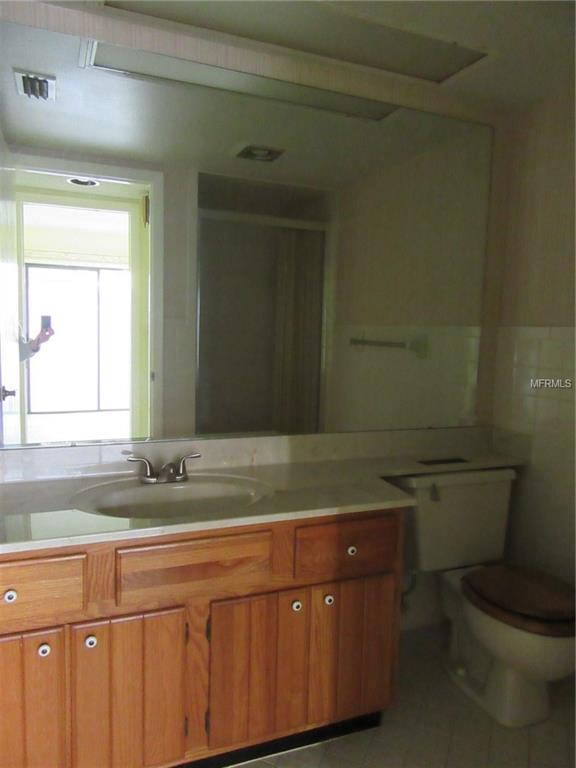 6101 COUNTRY CLUB DRIVE, LAKE WALES, Florida 33898, 2 Bedrooms Bedrooms, 5 Rooms Rooms,2 BathroomsBathrooms,Residential,For sale,COUNTRY CLUB,K4701886