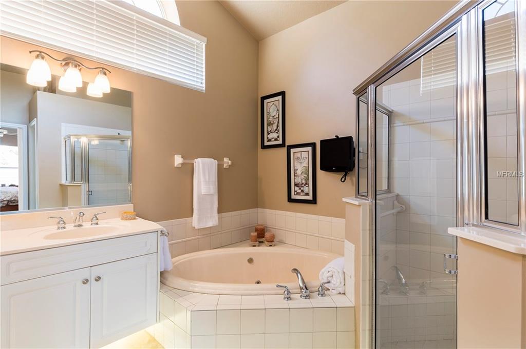 8051 BELSHIRE DRIVE, ORLANDO, Florida 32835, 4 Bedrooms Bedrooms, 10 Rooms Rooms,3 BathroomsBathrooms,Residential,For sale,BELSHIRE,O5560190