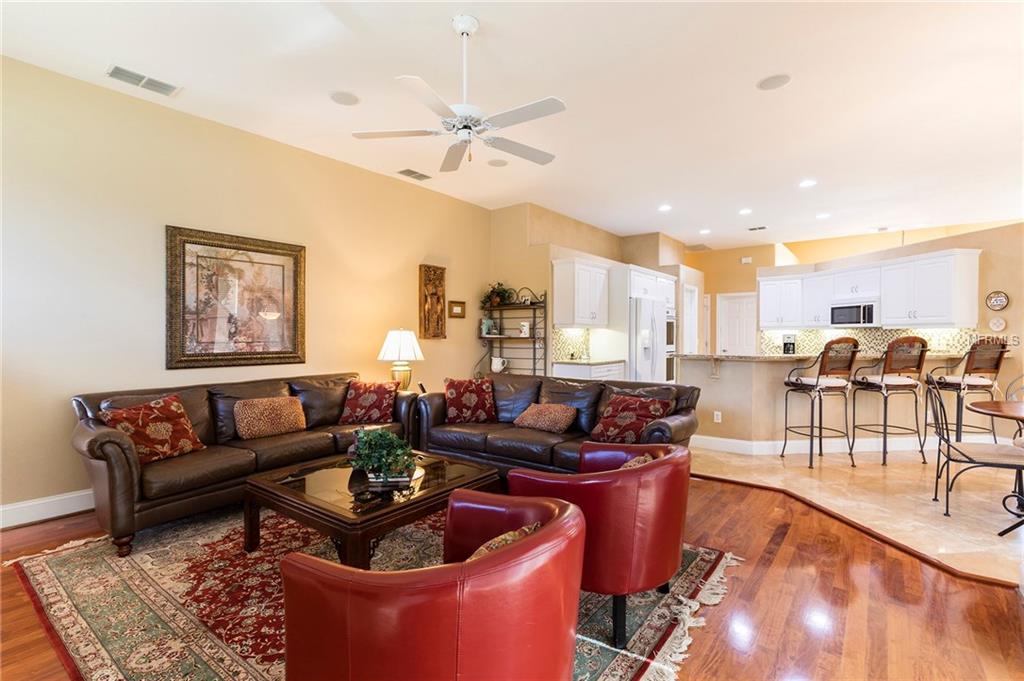 8051 BELSHIRE DRIVE, ORLANDO, Florida 32835, 4 Bedrooms Bedrooms, 10 Rooms Rooms,3 BathroomsBathrooms,Residential,For sale,BELSHIRE,O5560190