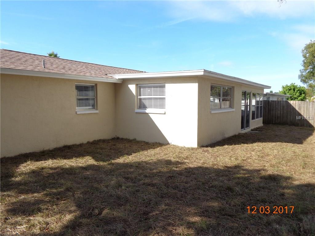 11230 LINDEN LANE, PORT RICHEY, Florida 34668, 2 Bedrooms Bedrooms, 3 Rooms Rooms,2 BathroomsBathrooms,Residential,For sale,LINDEN,U7846774