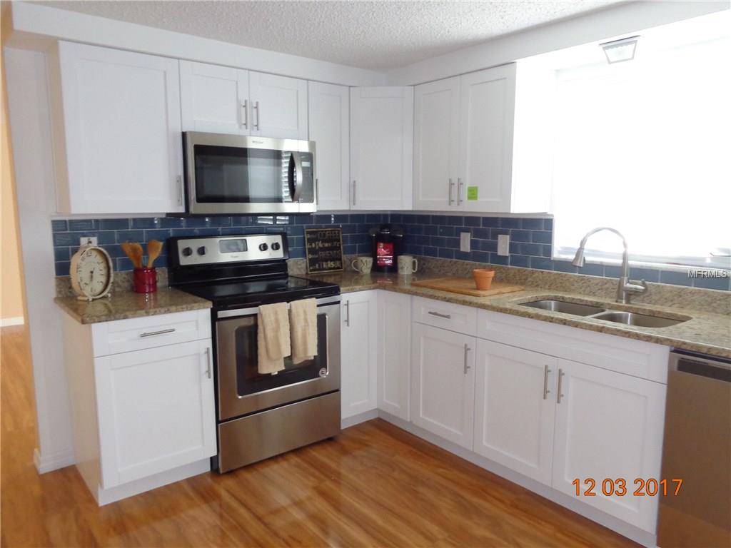 11230 LINDEN LANE, PORT RICHEY, Florida 34668, 2 Bedrooms Bedrooms, 3 Rooms Rooms,2 BathroomsBathrooms,Residential,For sale,LINDEN,U7846774