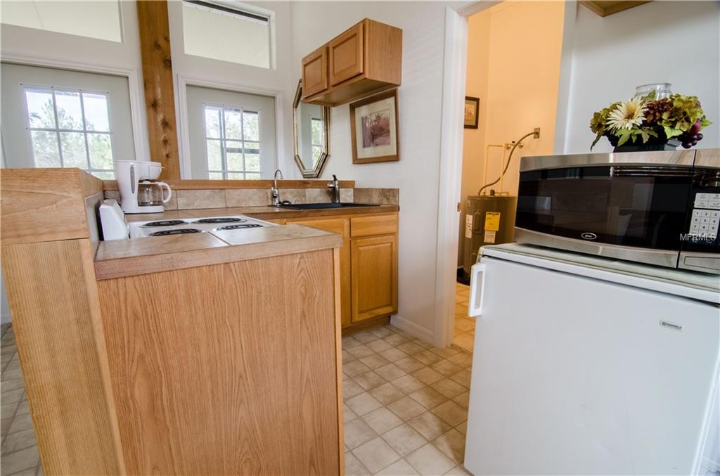 4807 BROWN ROAD, CHRISTMAS, Florida 32709, 1 Bedroom Bedrooms, 4 Rooms Rooms,1 BathroomBathrooms,Residential,For sale,BROWN,O5561457