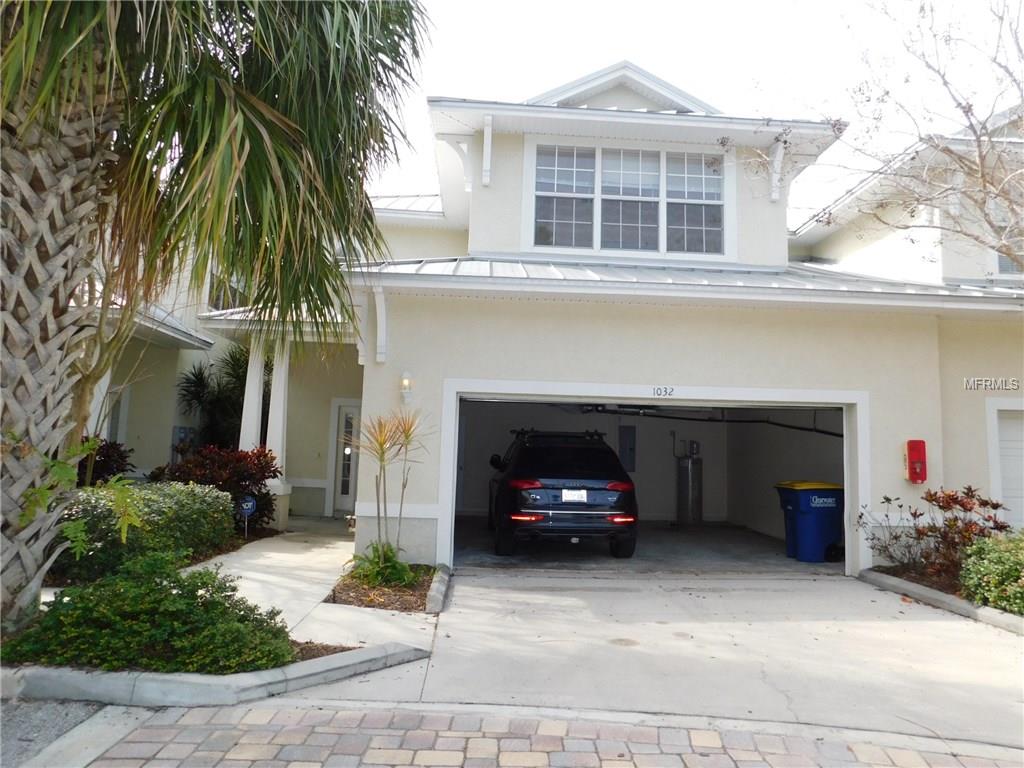 1032 EWING PLACE, CLEARWATER, Florida 33756, 3 Bedrooms Bedrooms, 6 Rooms Rooms,2 BathroomsBathrooms,Residential,For sale,EWING,U7847406